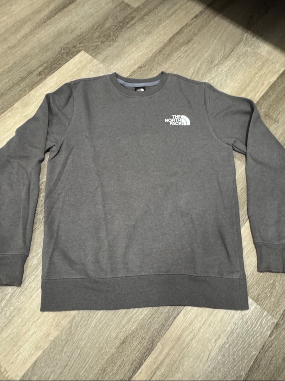The North Face Men's Crewneck Sweatshirt - Charcoal Gray